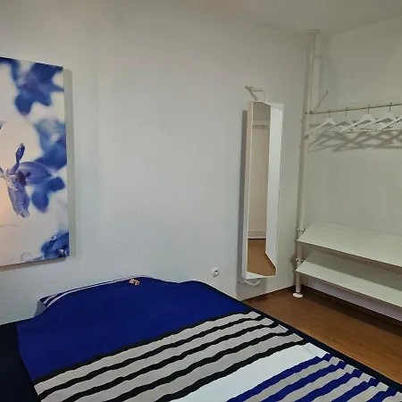 Apartment Charmante Stylische Blau Leverkusen
