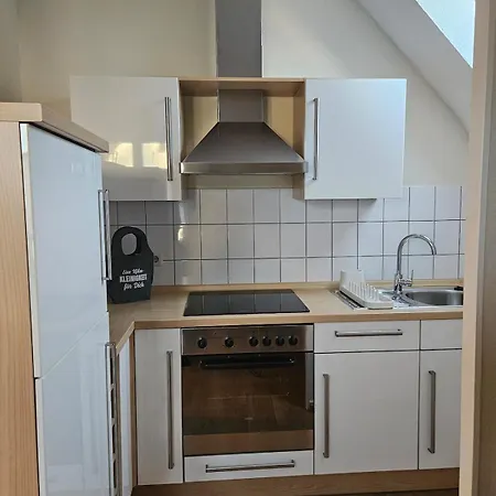 Charmante Stylische Blau Apartment Leverkusen